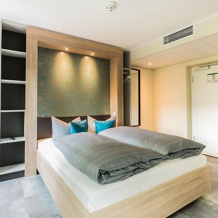 Hotel Dh -Deutsches Haus- Emden Ngoại thất bức ảnh