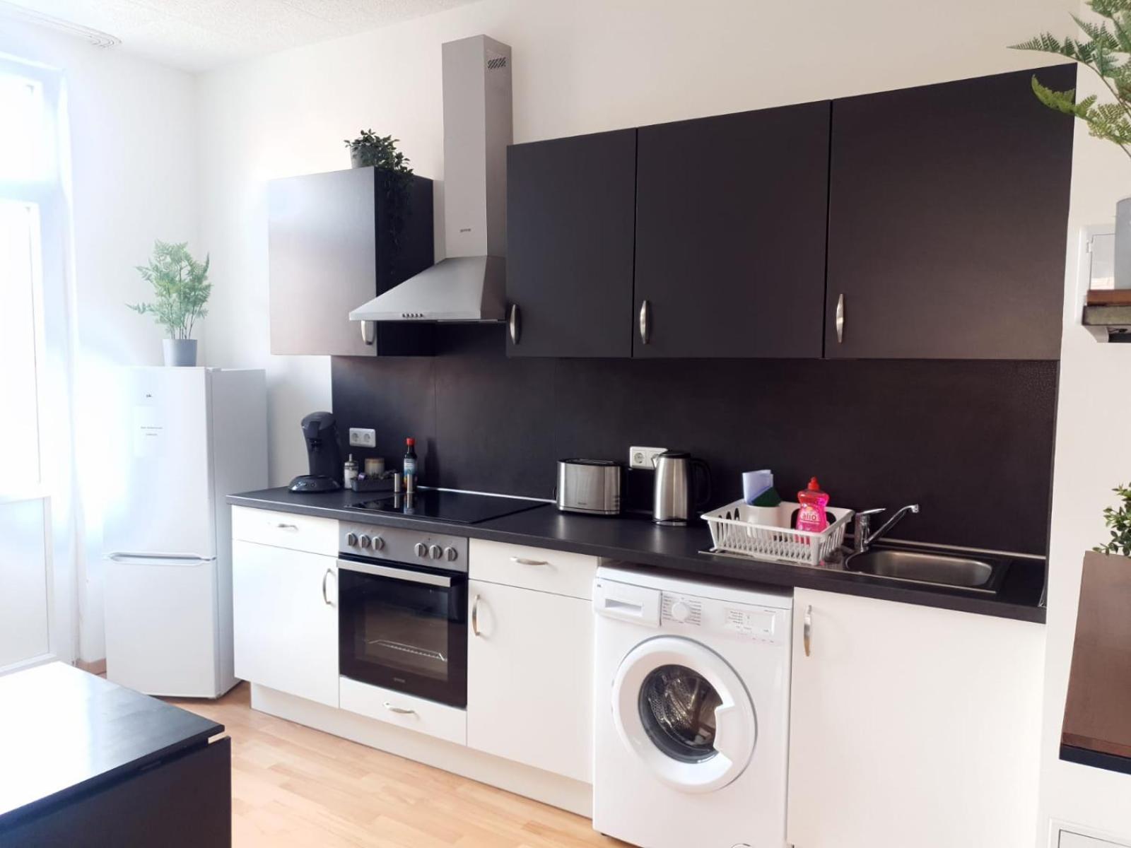 Hotel Dh -Deutsches Haus- Emden Ngoại thất bức ảnh