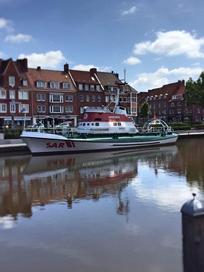 Hotel Dh -Deutsches Haus- Emden Ngoại thất bức ảnh