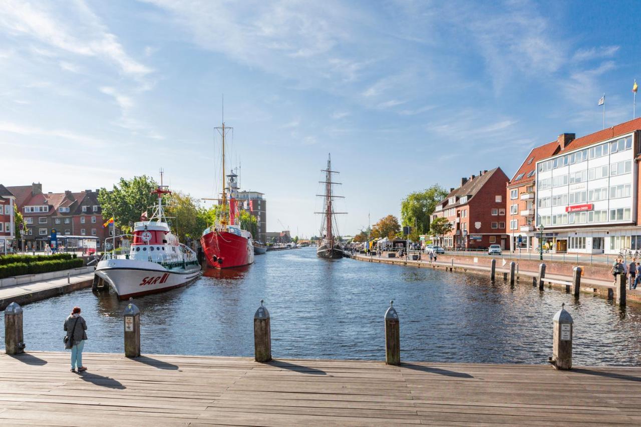 Hotel Dh -Deutsches Haus- Emden Ngoại thất bức ảnh