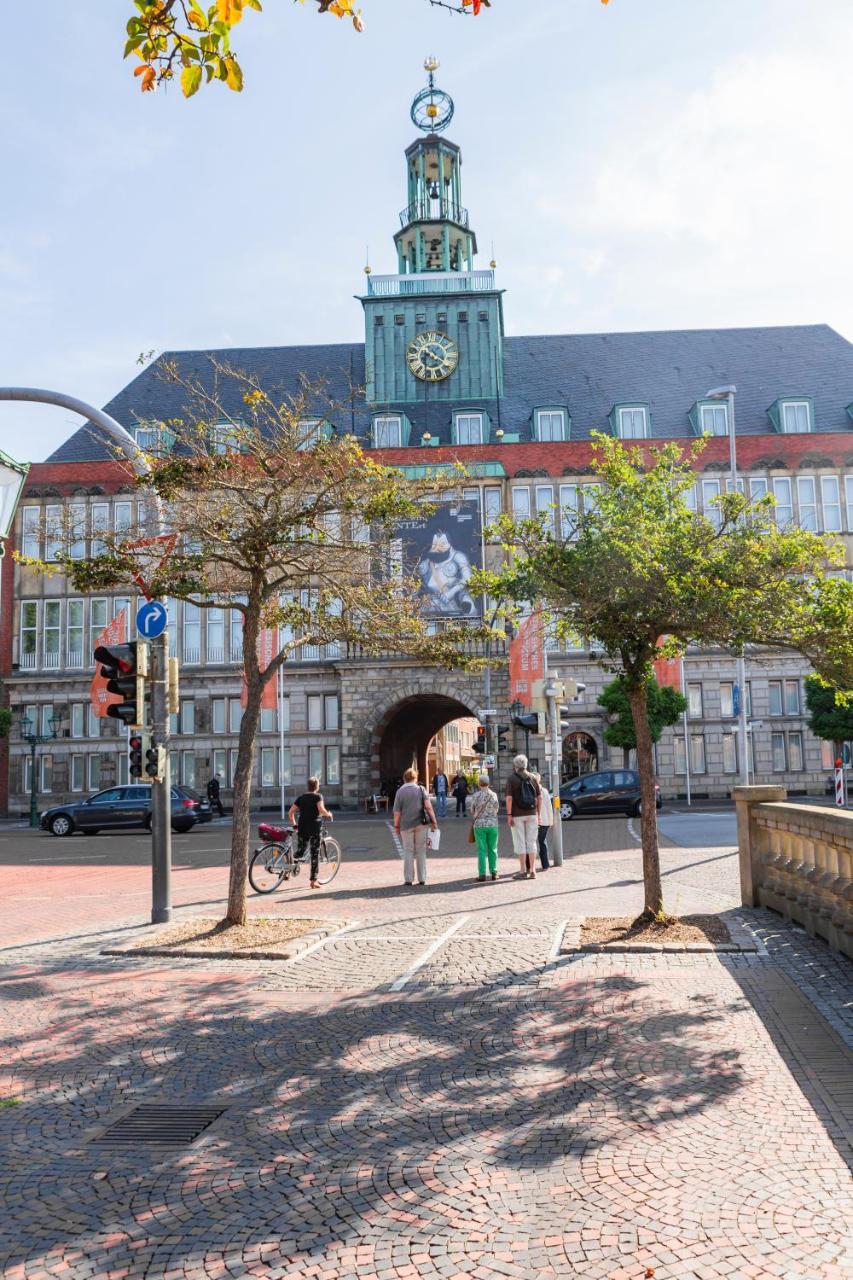 Hotel Dh -Deutsches Haus- Emden Ngoại thất bức ảnh